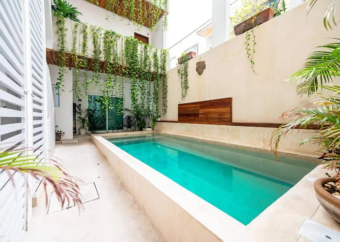 Stylish W Rooftop Pool Walk To 5th Сasa de vacaciones